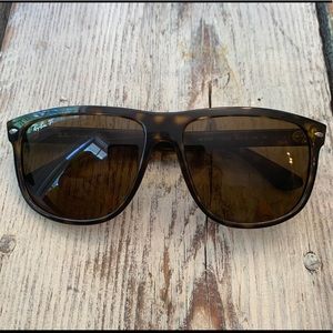Ray-Ban RB4147 Polarized Tortoise Sunglasses